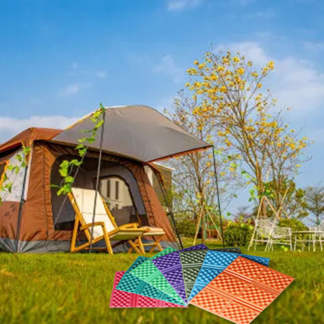 Tapis de sol pliant pour camping, mousse isolante légère et imperméable, dimensions 39 x 28.5 cm, idéal pour randonnée et pique-nique, couleur verte.