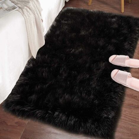 Tapis noir, tapis de chambre en peau de mouton artificielle, tapis de lit en laine, tapis en peluche pour chaise et coussin de canapé tapis rectangulaire (noir, 60 x 90 cm)