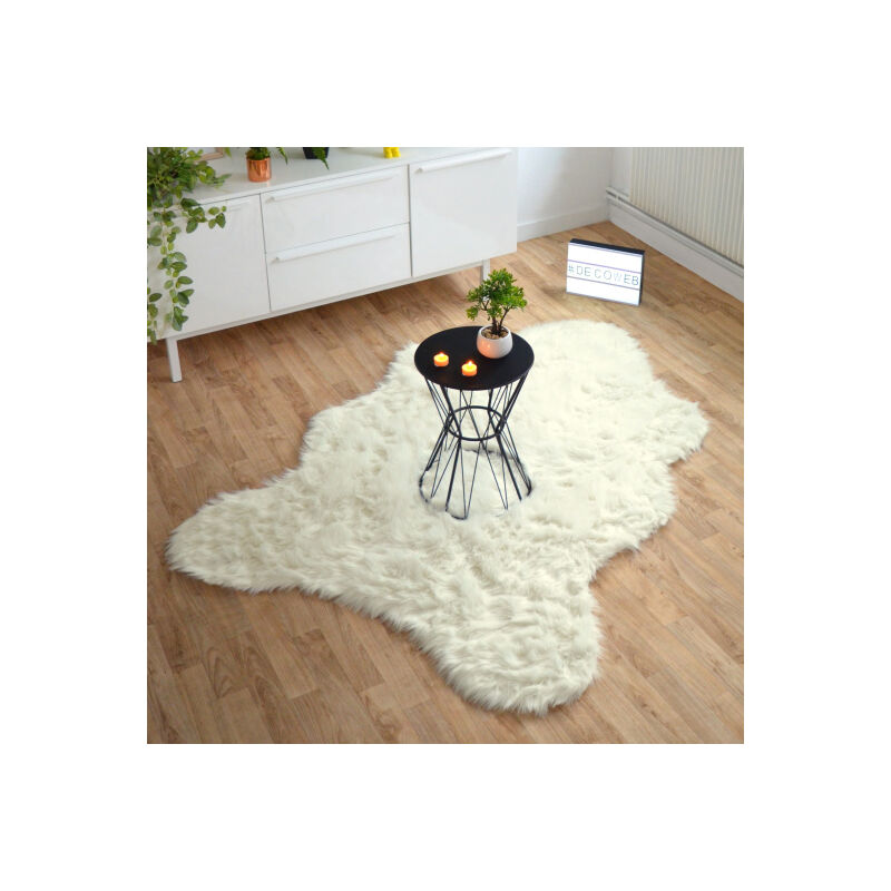 Décoweb - Tapis Peau de bête - Imitation Ours - Blanc - 160 x 220 cm