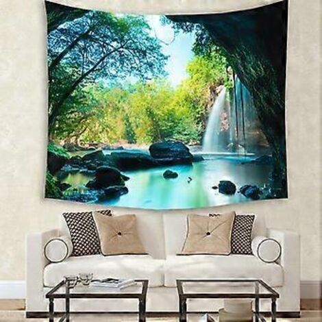 Tapisserie murale représentant une cascade, une jungle tropicale, des plantes et des arbres, un lieu touristique en Thaïlande. Décoration murale idéale pour une chambre, un salon ou une résidence étud