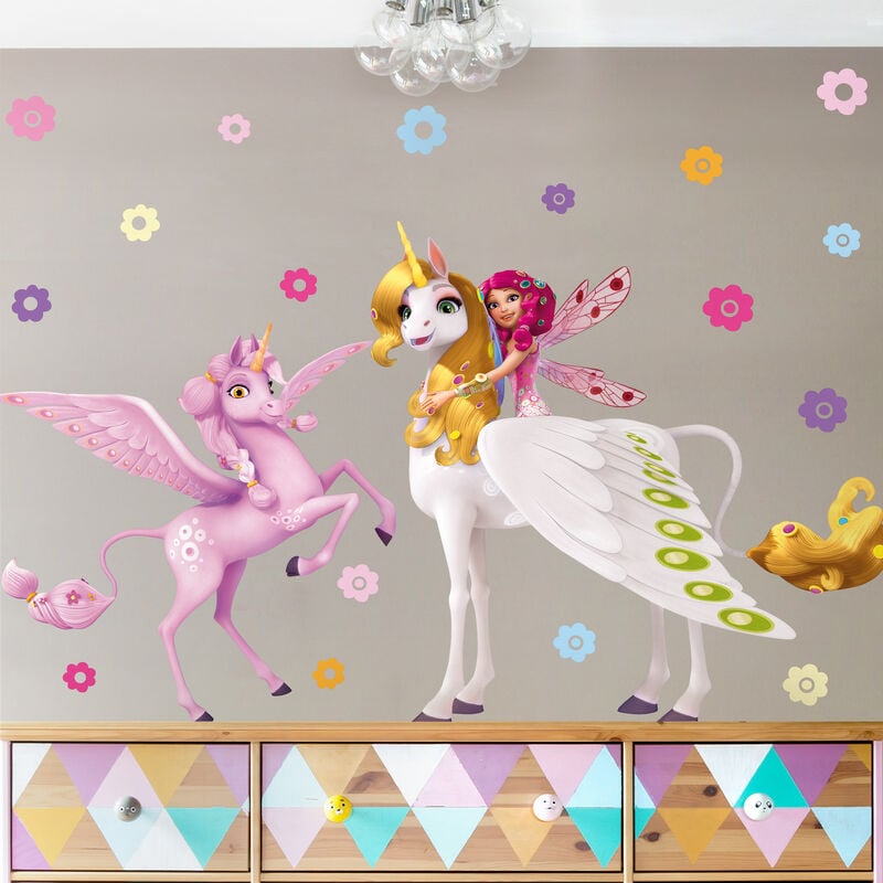 

Tatuaje de pared - Mia and Me - Mia, Onchao and Kyara Dimensión LxA: 90cm x 60cm