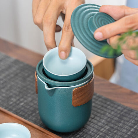 Théière en céramique de voyage avec 2 tasses, set de thé compact anti-chaleur pour pique-nique et randonnée, étui de transport inclus.