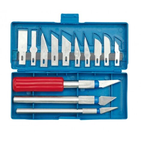 Tijera de escritorio y manualidades TOYA 76305, diseño ergonómico, hoja afilada y resistente, ideal para cortar papel, cartón y materiales de manualidades, fácil de usar.