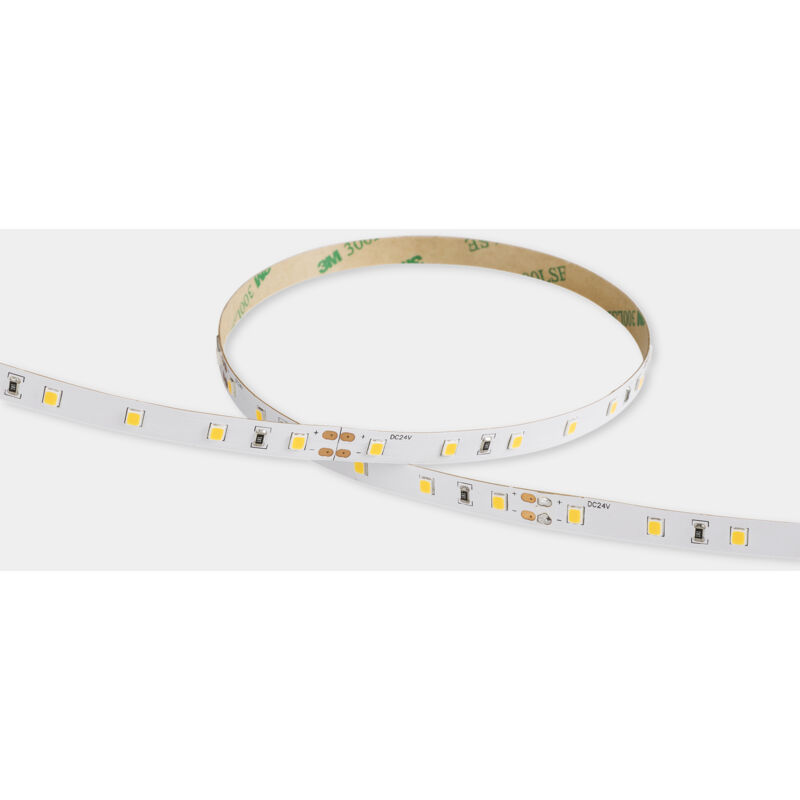 LEDS C4 Tira LED On Basic 9.6 8mm 48W Blanco Frío 6000K CRI 80 5495LM Iluminación LED de Alto Rendimiento para Espacios Interiores