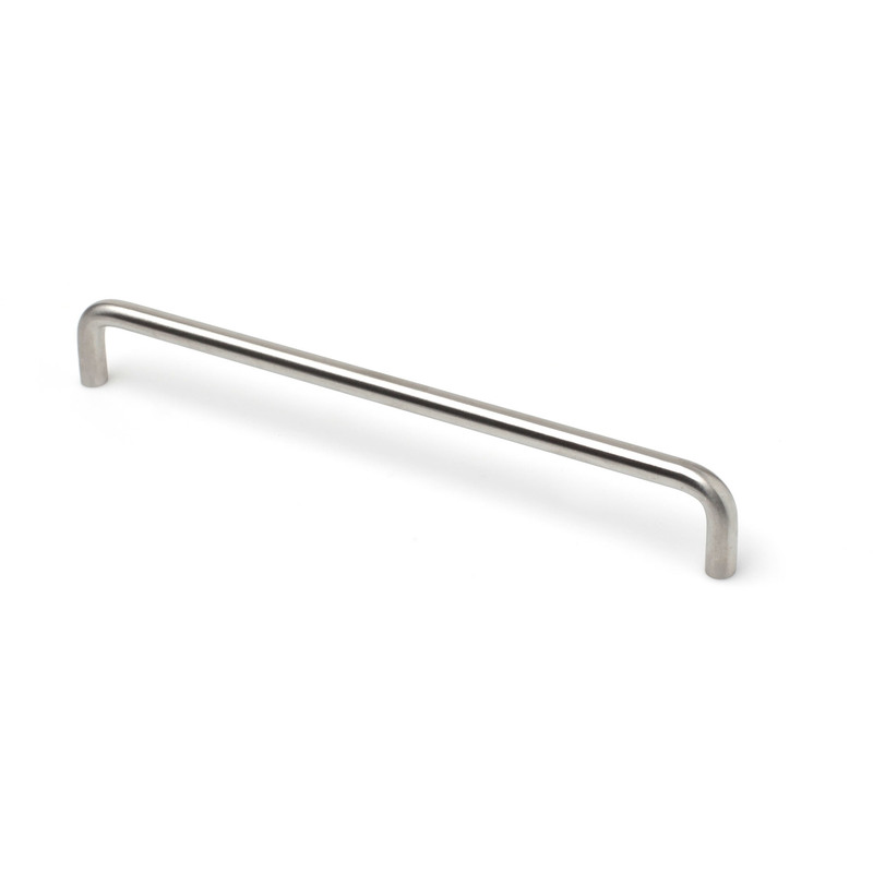 

Tirador Asa Mueble | Estilo Contemporáneo | Fabricado en Acero Inox | Acabado en Inox Mate | Distancia Entrepuntos: 192 mm | Medidas 200*8*30 mm |