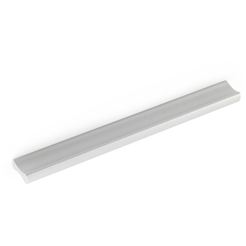 

Tirador Asa Mueble | Estilo Contemporáneo | Fabricado en Aluminio | Acabado en Anodizado mate | Distancia Entrepuntos: 192 mm | Medidas 320*9*17 mm |