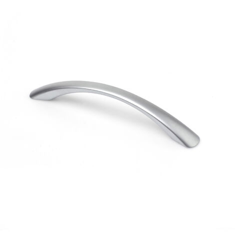 Tirador de Asa para Mueble  Estilo Contemporáneo  Fabricado en Aluminio  Acabado en Cromo Mate  Distancia Entrepuntos: 128 mm  Medidas 1651830 mm  Sistema de Fijación  Incluye Tornillos M4  2 Unidades