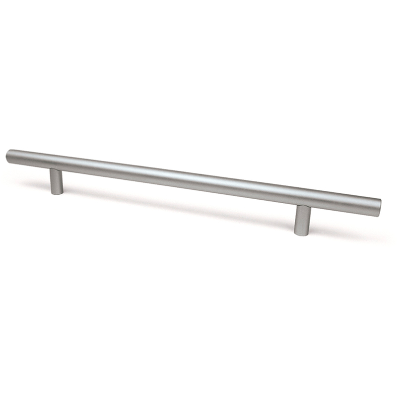 

Tirador Asa Mueble | Estilo Contemporáneo | Fabricado en Zamak | Acabado en Anodizado Mate | Distancia Entrepuntos: 192 mm | Medidas 292*12*32 mm |