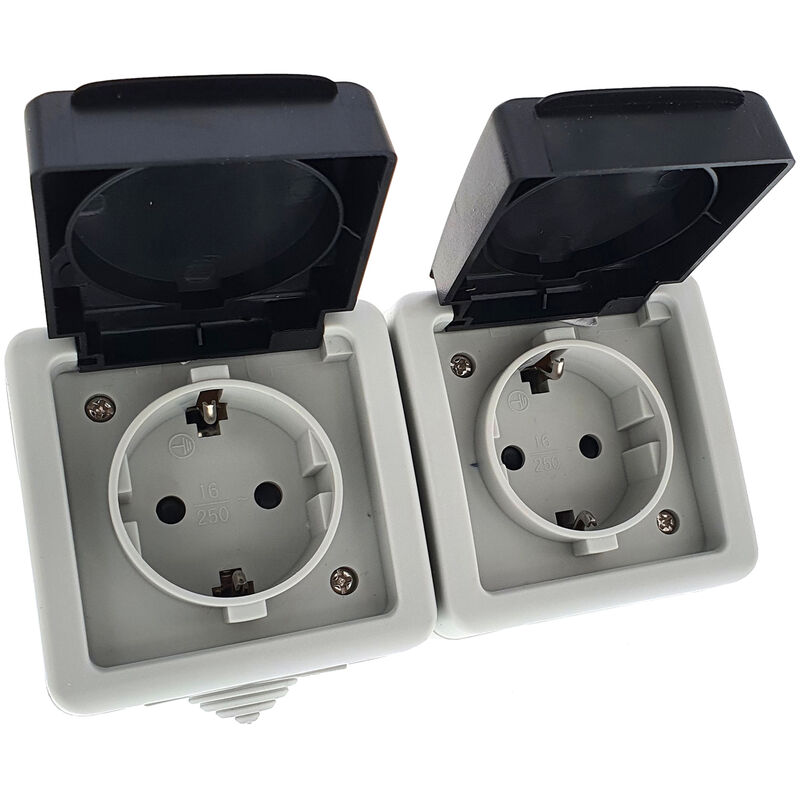 

Base enchufe Schuko 16A doble estanca IP54