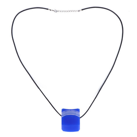 Tonifiez votre mâchoire avec cet exerciceur facial bleu, bandelette incluse pour un entraînement efficace du cou et de la définition de la mâchoire.