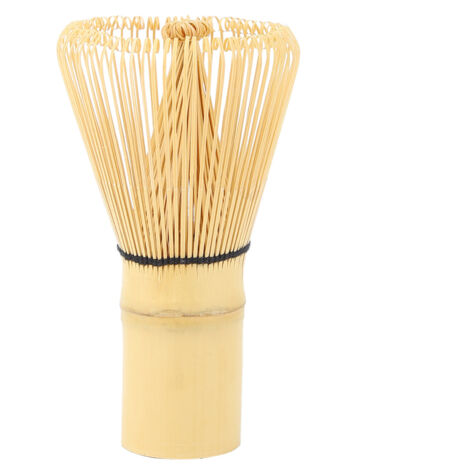 Traditioneller Matcha-Besen mit langem Griff zur Zubereitung von japanischem Grüntee
