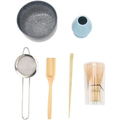 Traditionelles Matcha-Zeremonie-Set aus blauer Keramik – Schneebesen, Löffel und Schale für die schonende Zubereitung von Tee.