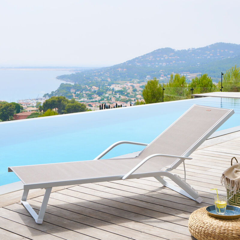 Transat Bayamo noisette & blanc en aluminum traité en epoxy - Hespéride