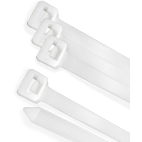 Trense aus 100 % Nylon. Naturfarben 4,5 x 280 mm. (Beutel 100 Einheiten)