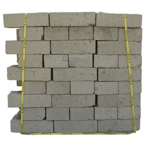 Tufo grigio-giallastro (fior di tufo), blocchi 37x20x11 cm (n.72 pezzi)