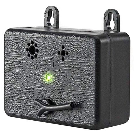 Ultrasonic dog repeller, 3 functions, black