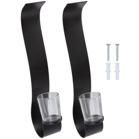 Un set di due applique a forma di S con staffe in ferro nero è la scelta ideale per l'arredamento d'interni.