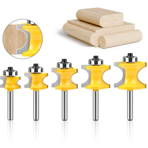Un set di quattro utensili a percussione con adattatori e prolunghe, comprendente punte da trapano con attacco esagonale da 35,56 cm, 96,52 cm e 30,48 cm, una chiave per dadi e un accessorio ad angolo