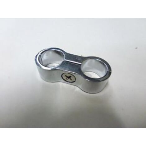 Un support de durite moto chromé diametre 15 mm pour moto Custom