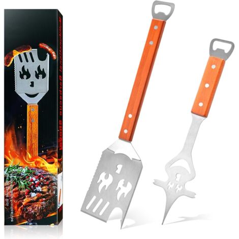 Una spatola da barbecue è un regalo eccellente per gli uomini amanti del barbecue, proprio come forchette, seghe e apribottiglie.
