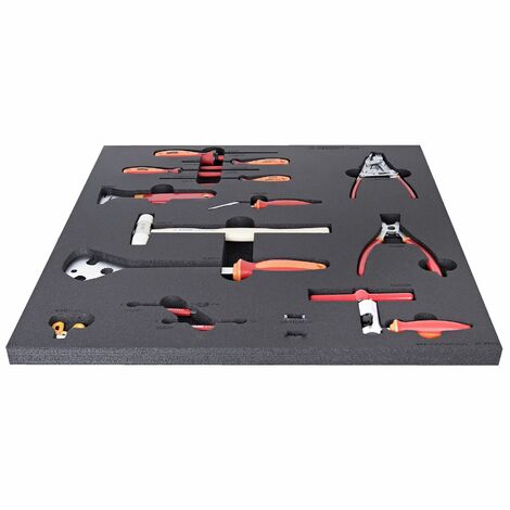 Basic tool kit. Set of 17 pieces. Screwdriver, pliers, hammer