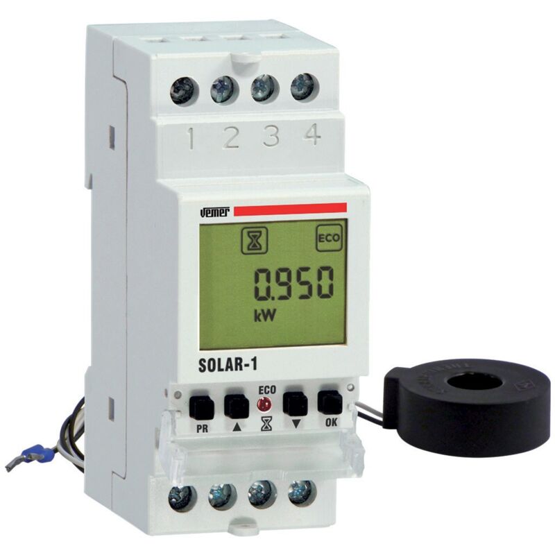 Unité de commande de charge outil conçu pour maximiser la consommation directe d'énergie auto-produite par des panneaux solaires des systèmes