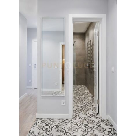 VANNY SPECCHIO DA PARETE CORNICE PLASTICA ARGENTO LISCIA 50X150CM