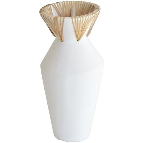 Vase en béton et rotin
