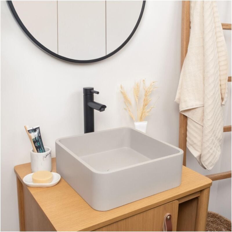 Vasque à poser carrée alan 36x36 cm