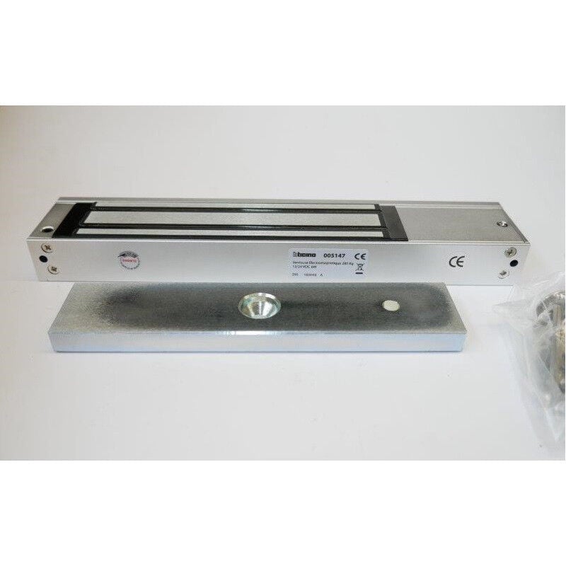Ventouse standard 280kg en applique 12-24 Vcc 250x43x25mm pour verrouillage de porte Bticino