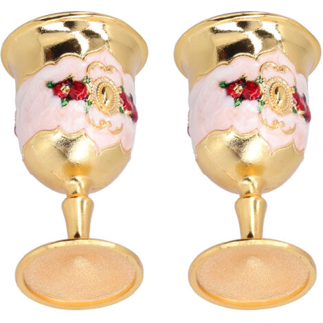 Verre à vin vintage en métal doré, 2 pièces avec motif fleuri peint, idéal pour bar et cadeaux, élégant pour boissons.
