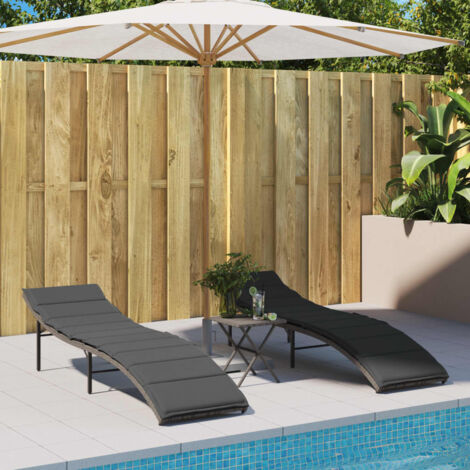 vidaXL Liegen-Set von 2 mit grauen Kissen aus geflochtener Rattan