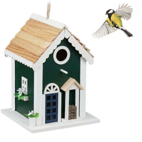 Villa con casetta per uccelli