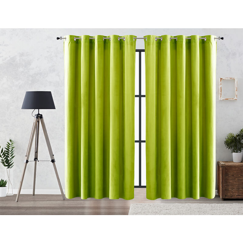 

Cortina Efecto Terciopelo Oscurante Lisa Anillas 140x260 cm Pistacho - Vipalia