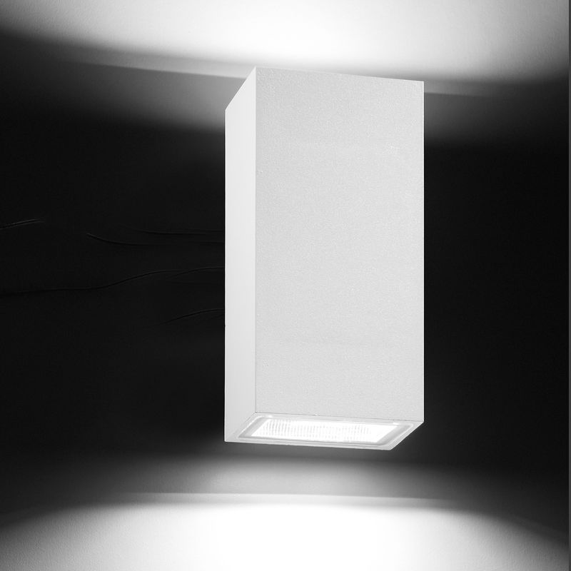 Image of Vivida Srl - Vivida clizia , Applique cob led rettangolare , slim , verticale , da esterno con finitura bianca - Bianco