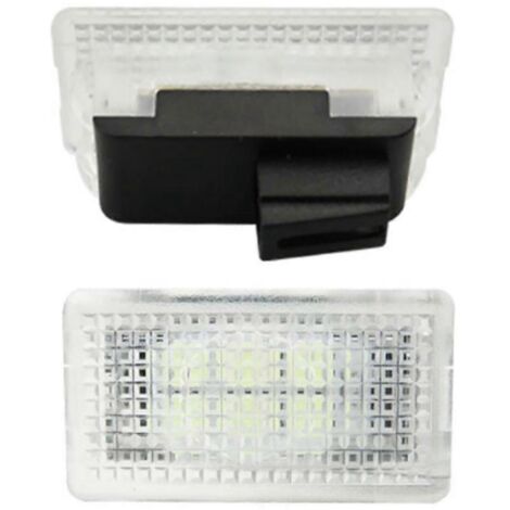 Voici une proposition de titre en français (caractères : 177) :

Kit 2 ampoules LED ultra lumineuses intérieur blanc, accessoires compatibles Tesla Model 3 S X Y, éclairage d'habitacle blanc froid, re