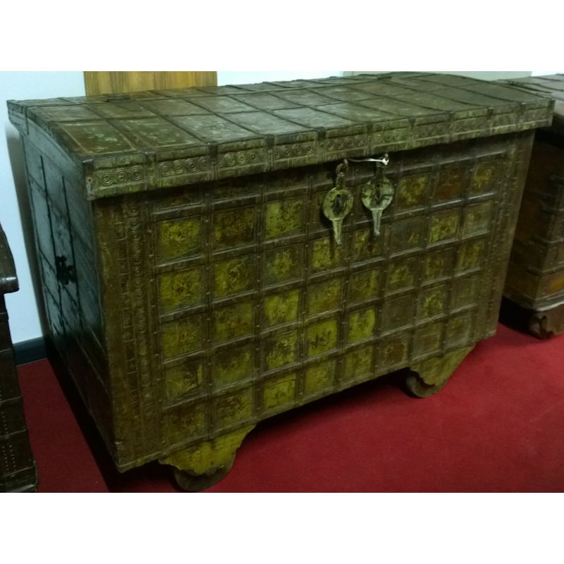 W125xDP68xH93cm sized old wood and iron made coffer