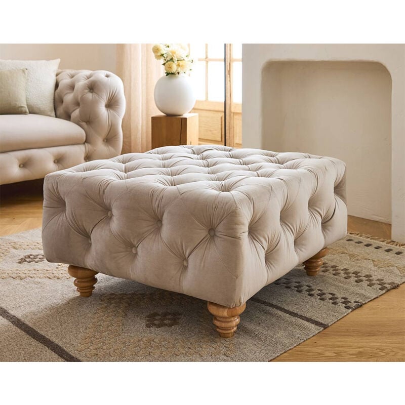 Lisa Design - Walter - pouf chesterfield en velours - pieds bois - beige