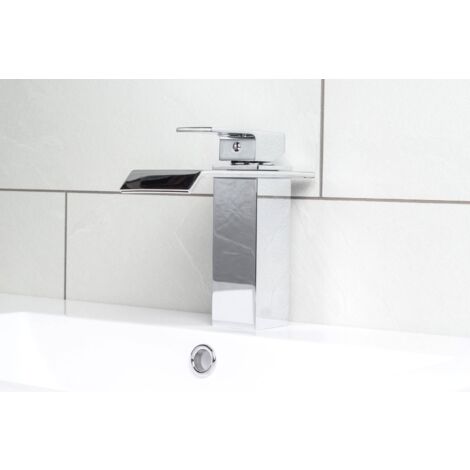 Wasserhahn Wasserfall Armatur IV Auf Waschtischarmatur