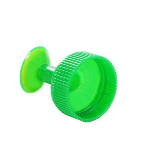 Watering Device for Garden Use Featuring 1 Green Sprayer Nozzle