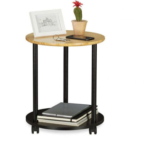 Weie treppe mit holzblumen 88