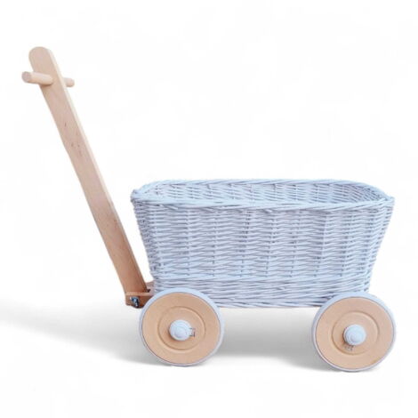 Weißer Spielzeugwagen aus Weide. Leiterwagen für Spielzeug. Weidenkorb für Spielzeug.