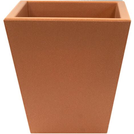ZANVIC WellHome MACETERO DE POLIETILENO POR ROTOMOLDEO COLOR TERRACOTA 40X40