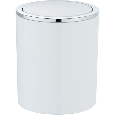 Wenko – Poubelle de salle de bain 2L – Couvercle oscillant – Plastique haut de gamme avec finition chrome – Ø 14 cm x H 16,8 cm – Blanc pur