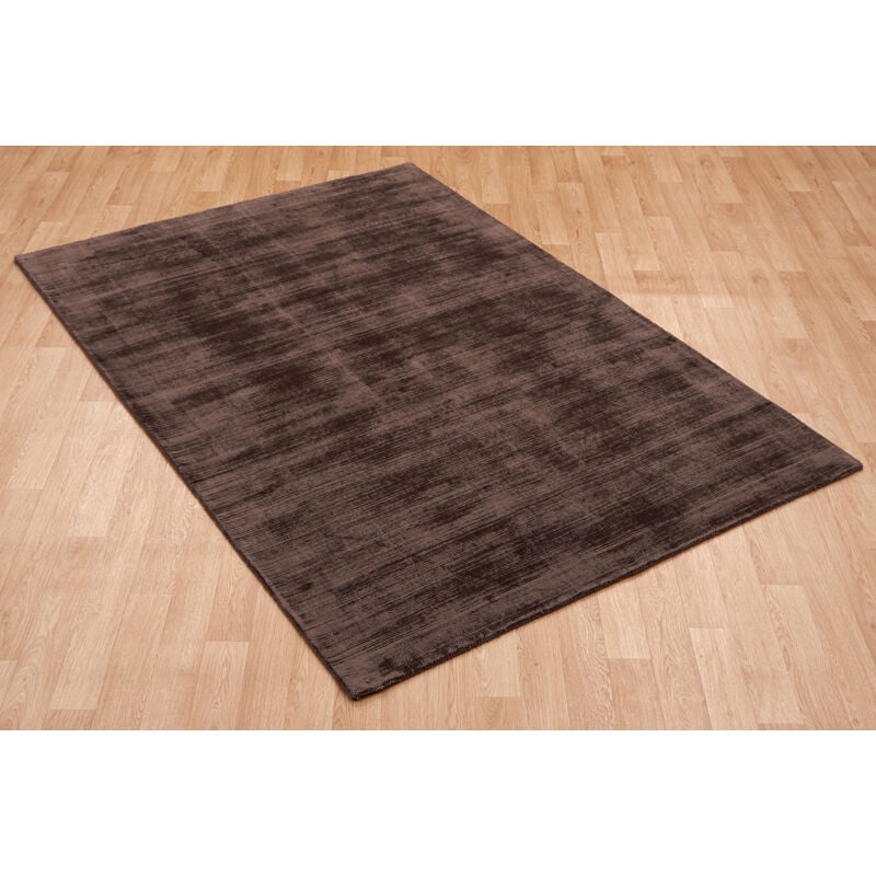 Blade Chocolate 240cm x 340cm Rectangle - Brown