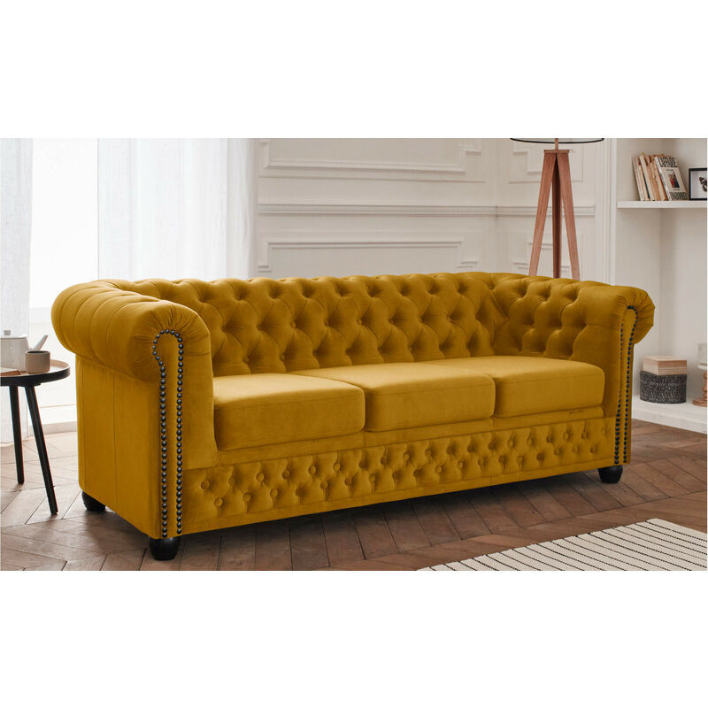 Lisa Design – Canapé Chesterfield 3 places en velours jaune – Assise profonde – Structure en bois massif – Dimensions 201x88x72 cm