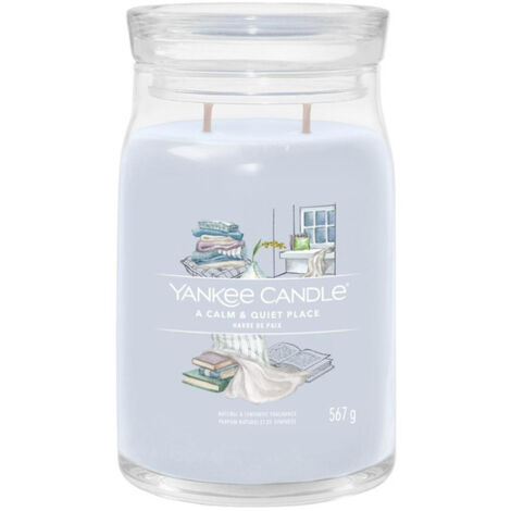 YANKEE CANDLE Signature Duftkerze im großen Glas – EIN RUHIGER ORT (567 g)