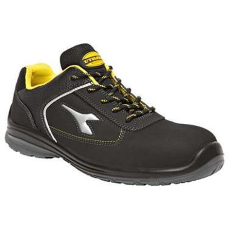 Zapato Blitz Low DIADORA S3 negro 80013