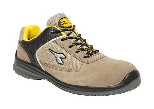 

Zapato Piel S1P Blitz Low Beige 43 - DIADORA - 701172032..