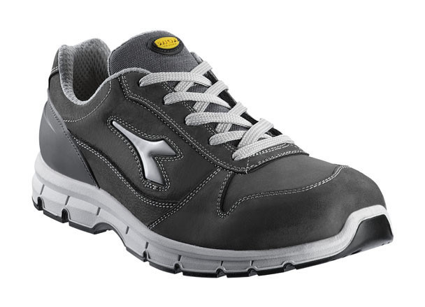 

Zapato Nobuck S3 Gris Puntera Acero 47 - DIADORA - Run Low..